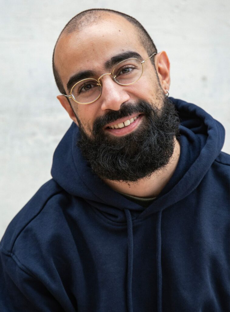 Navid REZVANIAN